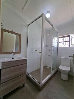 4 Bed House with En Suite in Loresho image 5