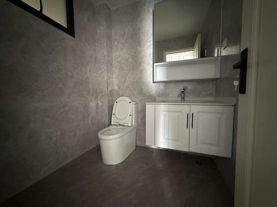 3 Bed Apartment with En Suite at Kilimani image 12