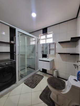 Studio Apartment with Gym at School Lane image 5