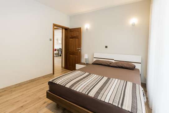 2 Bed Apartment with Swimming Pool in Kileleshwa image 8