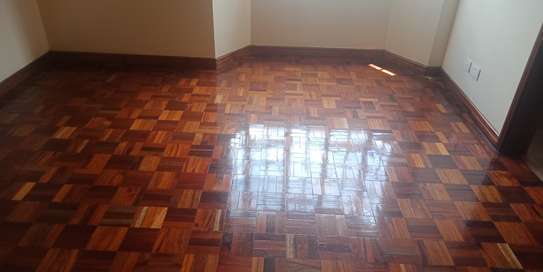 4 Bed Apartment with En Suite in Westlands Area image 14
