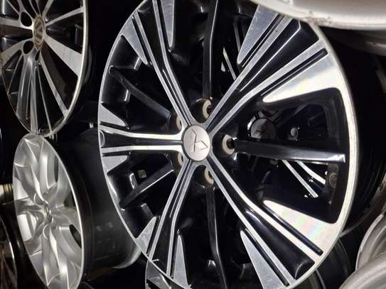 Rims size 18 for mitsubish outlander image 1