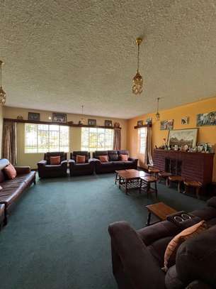 5 Bed House with Garden in Runda image 2