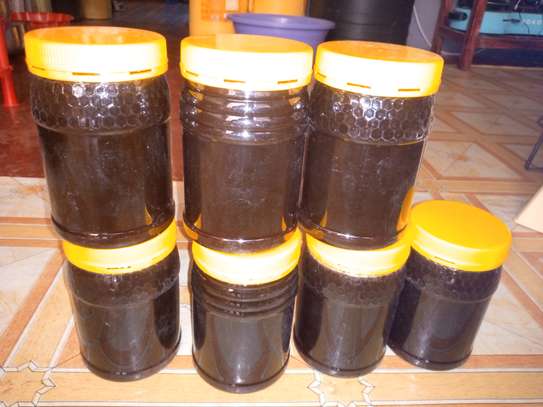 Pure natural honey image 2