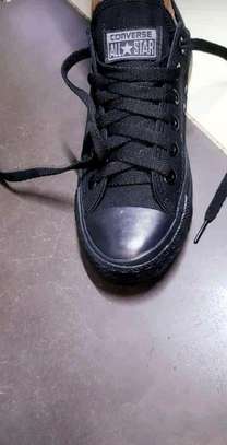Converse image 1