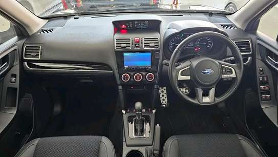 Subaru Forester non turbo black 2018 image 4