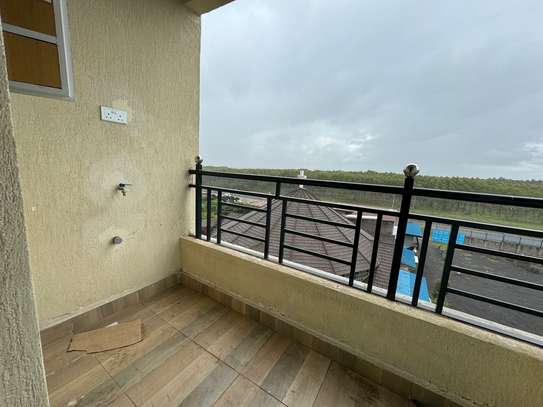 2 Bed Apartment with En Suite in Kamakis image 2