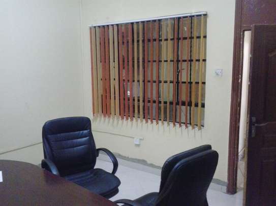 OFFICE BLINDS / VERTICAL BLINDS FOR YOUR OFFICES' image 4