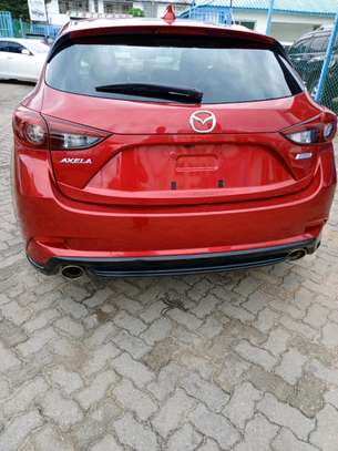 Mazda Axela Hatchback Redwine image 3