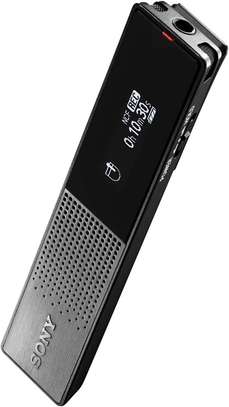 UX570 Slim Design Digital Voice Recorder image 1