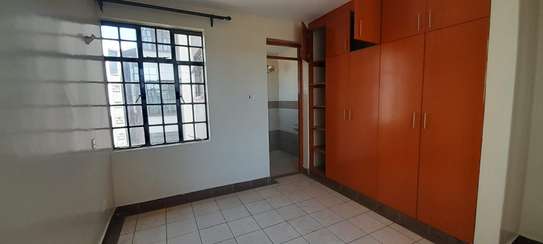 3 Bed Apartment with En Suite at Komarock image 15