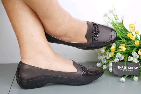 Lady quality shoes image 9