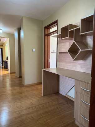 Serviced 3 Bed Apartment with En Suite in Kilimani image 6