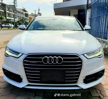 Audi Quattro A4 S-Line white 2018 image 1