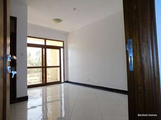 3 Bed Apartment with En Suite at Nyali image 17