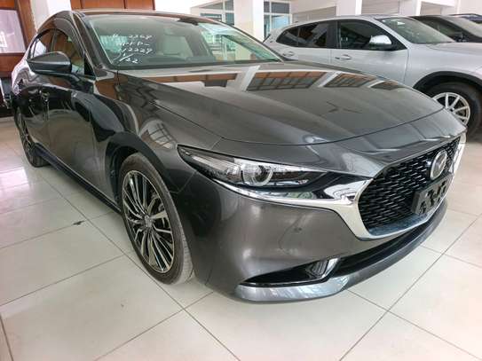 Mazda 3 sedan image 4
