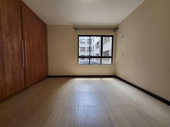 3 Bed Apartment with En Suite in Kileleshwa image 19
