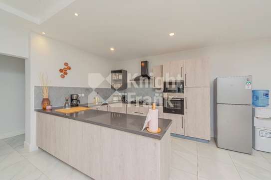 Furnished 3 Bed Apartment with En Suite at Rhapta Road image 27