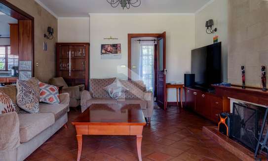 3 Bed House with En Suite in Windsor image 3