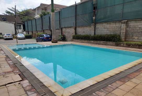 2 bedroom apartment all ensuite in kilimani image 12