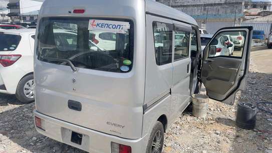 Suzuki every 2018model image 2