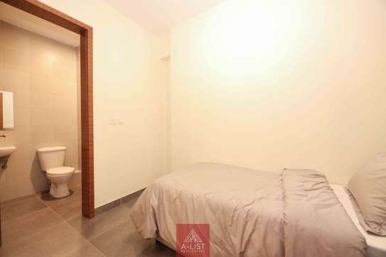 3 Bed Apartment with En Suite at Riverside Lane image 6