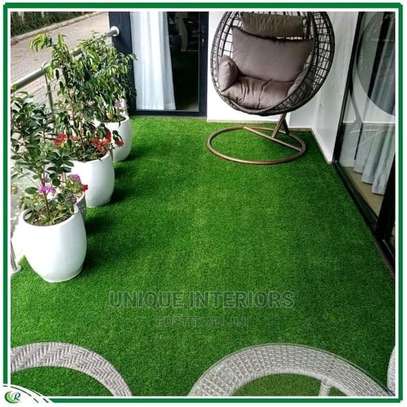 Modern artificial-grass carpets image 3