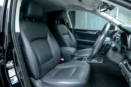 Subaru Legacy B4 Black 2018 image 3