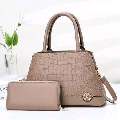 Designer ladies leather handbags image 3