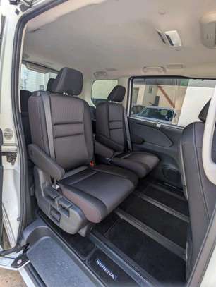 Nissan Serena empower image 2