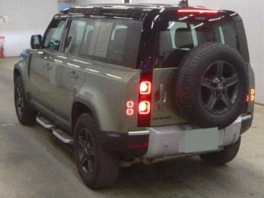 2020 land Rover defender in Nairobi image 2
