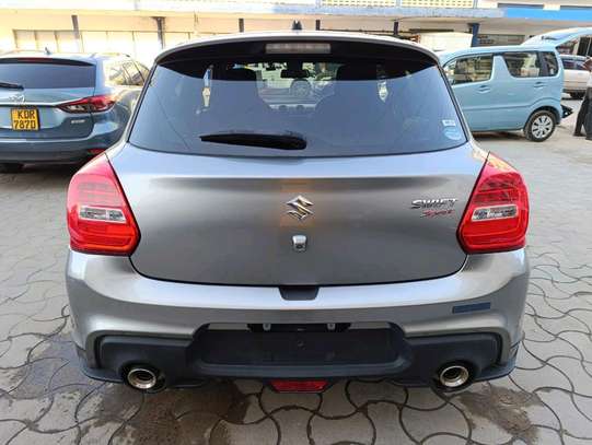 SWIFT SPORT image 2