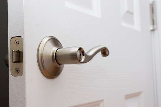 Door Handle Installation or Replacement Services.Best Service Guarantee image 12