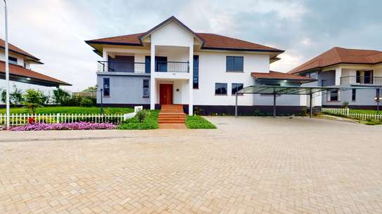 4 Bed House with En Suite at Runda image 20