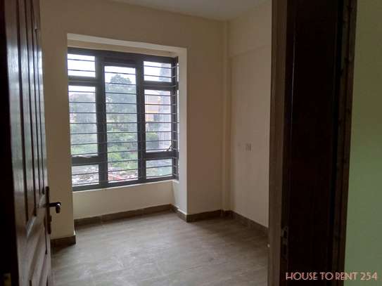 EXECUTIVE TWO BEDROOM MASTER ENSUITE IN KINOO AVAILABLE image 9