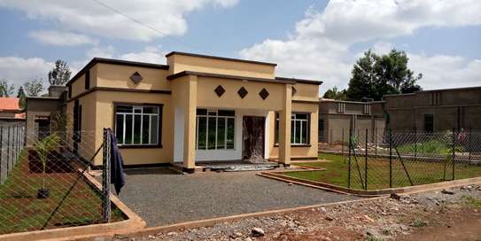 New 3 bedroom plus a Dsq for sale in Kenyatta Road image 3