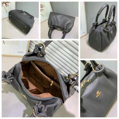 Stylish Black Handbag & Wallet Set Medium Size image 6