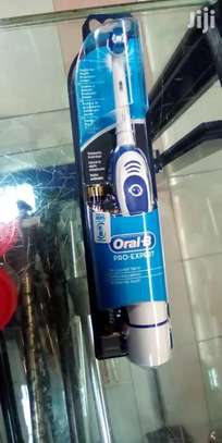 Electric Toothbrush Adults image 5