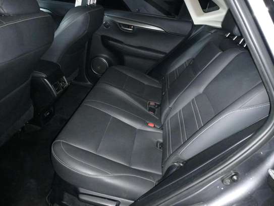 Lexus NX 200t 2015 image 3