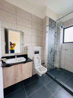 2 Bed Apartment with En Suite at Lavington image 10
