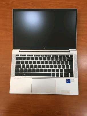 HP 1030 core i7 G3 8th gen 16GB 512Ssd image 2