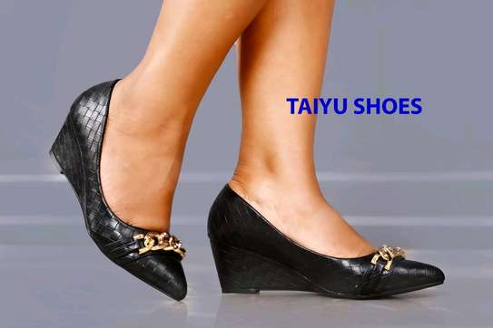 Taiyu
Size 36-42
Ksh 2199 image 3