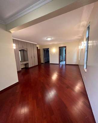 5 Bed Townhouse  in Lavington image 2