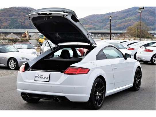 Audi TT image 3