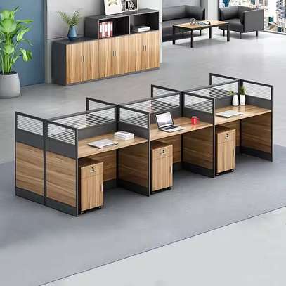 6-Way Modular Workstation image 2