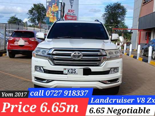 2017 Toyota Landcruiser V8 image 15