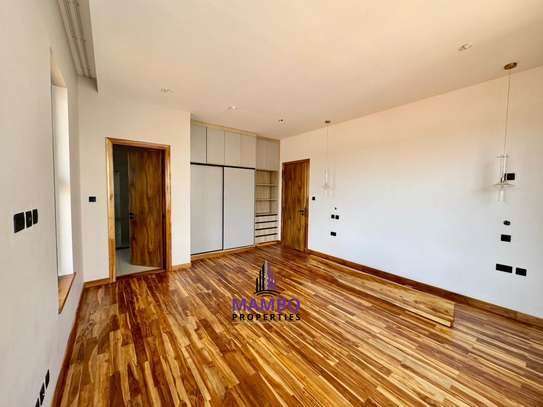4 Bed Villa with En Suite at Off Loresho Ridge image 5