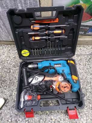 Makita drill tool kit image 2