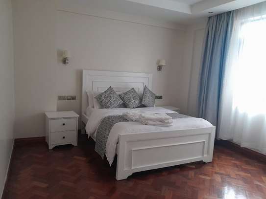 Furnished 3 Bed Apartment with En Suite at Riverside image 20