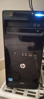HP PRO destop with SUMSUNG HD display image 1